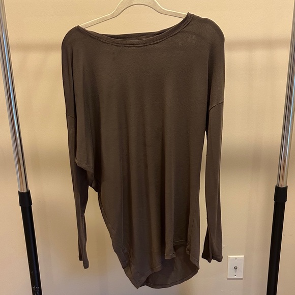 Athleta Cloudlight Restore Top size S - Picture 3 of 8